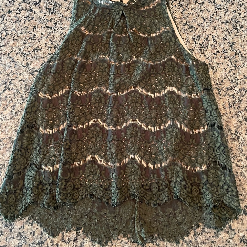 love, Fire Green Lace Sleeveless Blouse